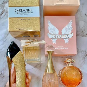 اورجینال باکس عطر کارولینا هررا گود گرل گلوریوس گلد کالکتور ادیشن | CAROLINA HERRERA - Good Girl Glorious Gold Collector Edition