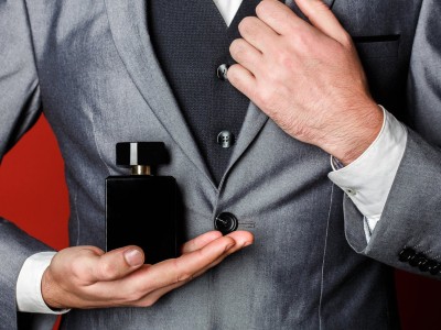 راهنمای خرید عطر ادکلن: ترکیبات، رایحه و بهترین عطر های مردانه و زنانه