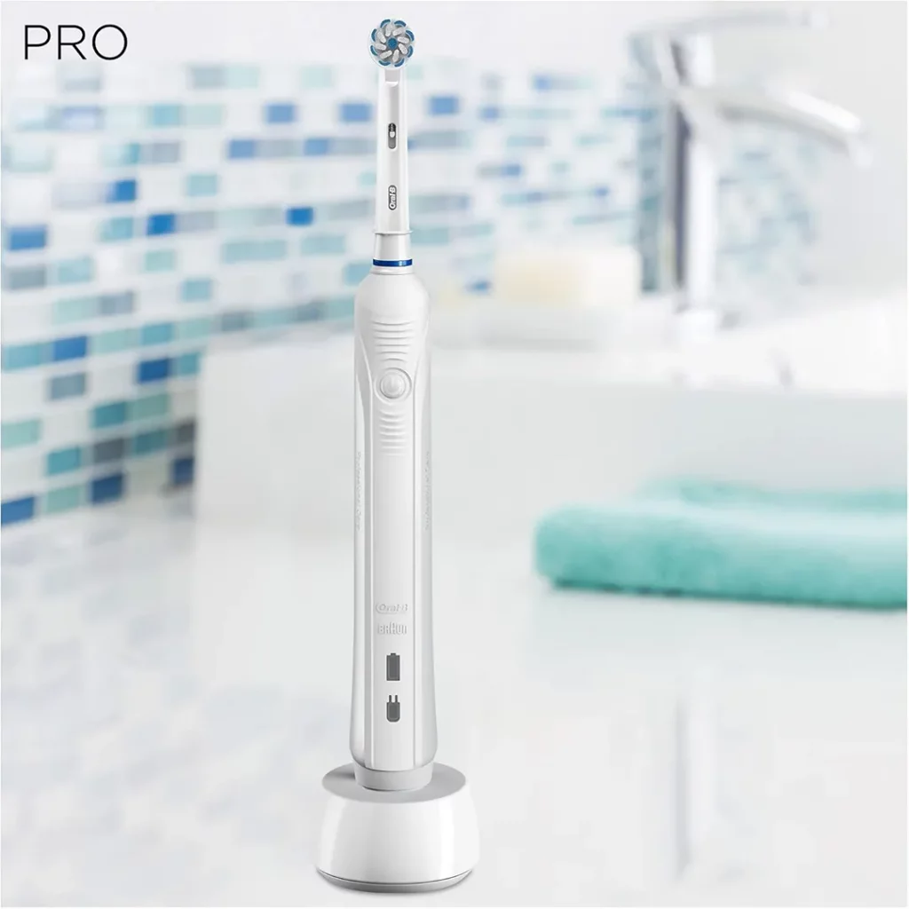 مسواک برقی اورال بی مدل ORAL B PRO1 - 680 سفید + کیف نگهدارنده