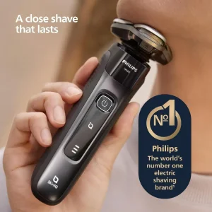 ریش‌تراش فیلیپس X9002/05 هنگام اصلاح چانه