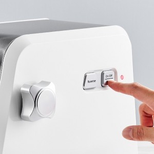 چرخ‌گوشت قدرتمند ۱۷۰۰ وات پاناسونیک مدل MK-GX1711 با تیغه ساخت ژاپن