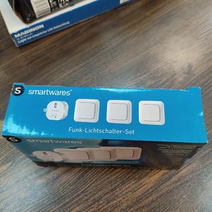 ست پریز بی‌سیم Plug & Connect برای اتاق خواب، ۳ کلید تکی و ۱ ماژول توکار برند Smartwares
