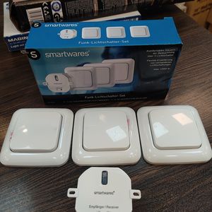 ست پریز بی‌سیم Plug & Connect برای اتاق خواب، ۳ کلید تکی و ۱ ماژول توکار برند Smartwares