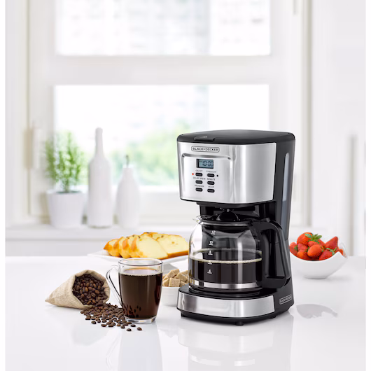 قهوه‌ساز بلک اند دکر 12 فنجان 900 وات مدل DCM85-B5 (Black+Decker Programmable Coffee Maker DCM85-B5)