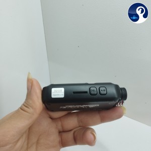 رکوردر ضبط صدا خبرنگاری مانیتور دار مدل Q29