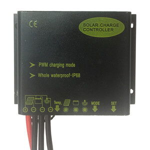 شارژ کنترلر 10 آمپر بی آر سولار مدل PWM