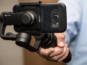 لرزشگیر حرفه ای موبایل DJI Osmo Mobile