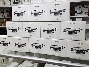 کوادکوپتر دی جی آی اسپارک کمبو DJI Spark Fly More Combo