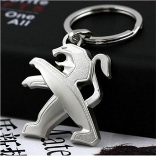 جاسوئیچی با لوگو بزرگ پژو