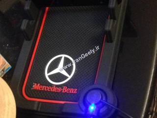 جدیدترین - Anti Slip Logo Pad Mercedes Benz ( حراجی )