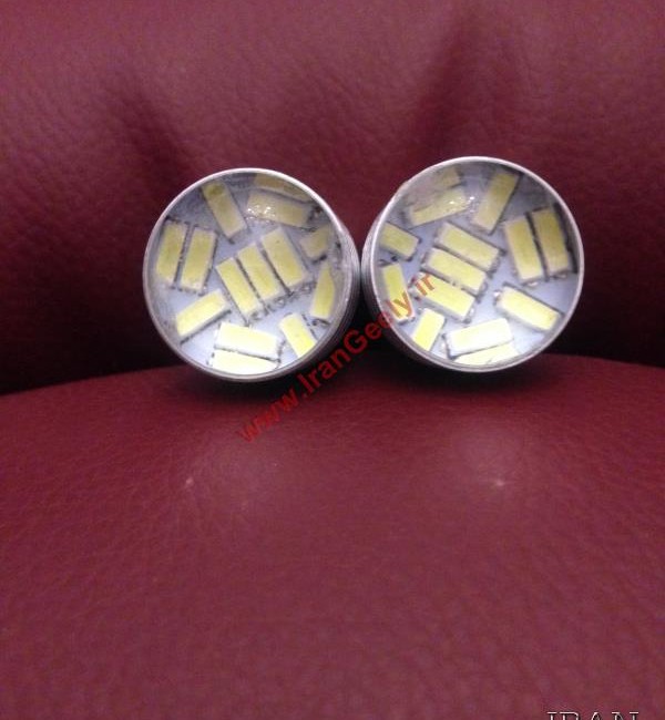 2عدد لامپ 15 اس ام دی پروژکتوری بسیار نورانی