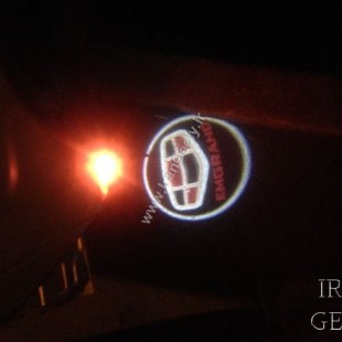 یک جفت چراغ درب فابریک خودرو جیلی با لوگو Geely Emgrand EC7/7