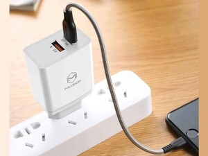 شارژر دیواری 18 وات فست شارژ دو پورت مک دودو MCDODO Dual Port Wall Charger 18W CH-513 قابلیت شارژ سریع