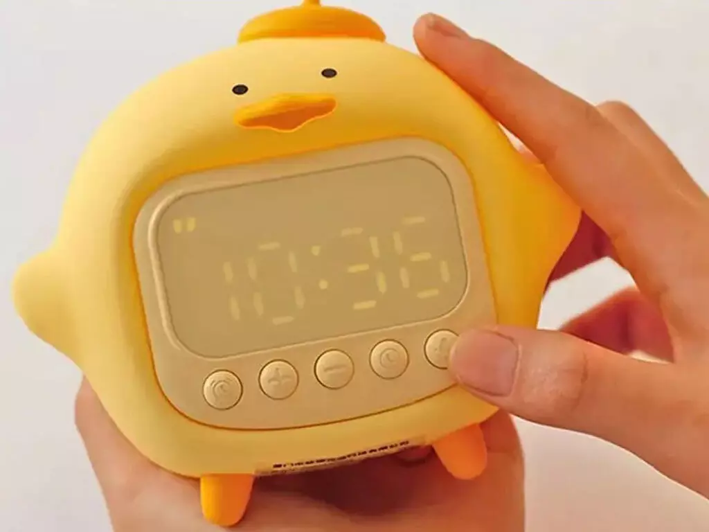 چراغ خواب سیلیکونی و ساعت زنگ‌دار دیجیتالی فانتزی رومیزی C15 Cartoon Duck Alarm Clock Silicone Night Light