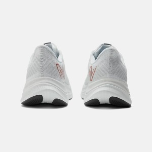 کفش رانینگ نیوبالانس مدل  NewBalance FuelCell Propel