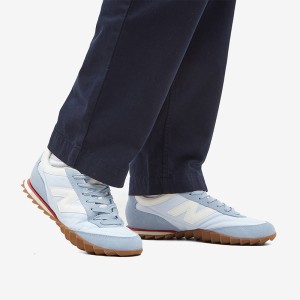 کفش نیوبالانس مدل  NewBalance RC30