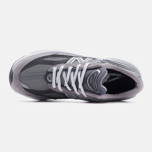 کفش دستدوز  نیوبالانس مدل ۹۹۰ | NewBalance 990 V5