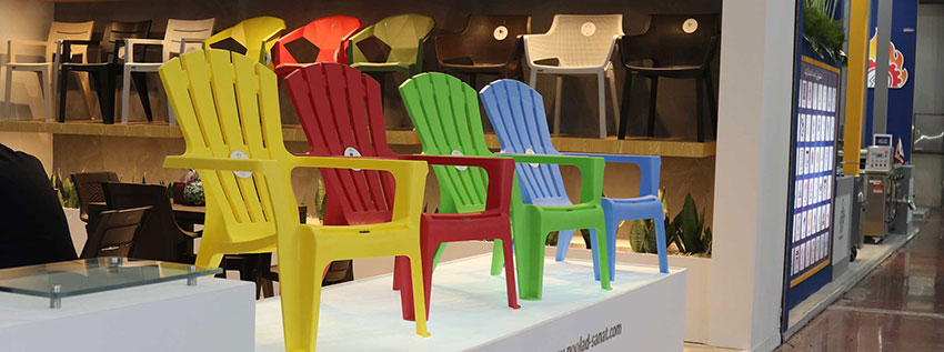 کارخانه پولاد صنعت تولیدکننده انواع میز و صندلی پلاستیکی