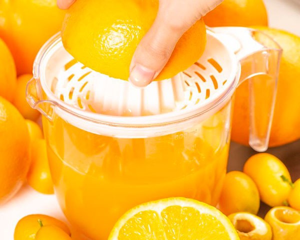 آبمیوه گیری سارینا دنزی پلاستیک