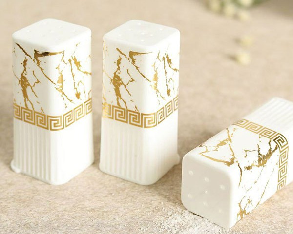 نمک پاش آترین مربع رزمن پلاستیک