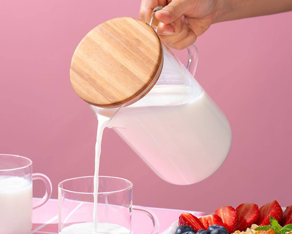 پارچ پیرکس درب چوبی مانیا پلاستیک