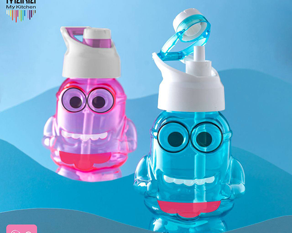 بطری آب کودک نی دار مینیون مانیا پلاستیک 304055