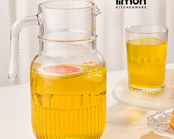 پارچ شیشه ای شیار دار 1.5 لیتری لیمون کد 2299