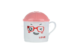 لیوان عروسکی بیتا پلاستیک