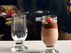 نیم لیوان پایه دار پارلا