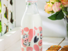 بطری شیر میلکو چهارگوش بلور نیلوفر