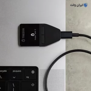 کیف پول ترزور سیف 3 Trezor Safe / کارت گارانتی طلایی 18 ماهه