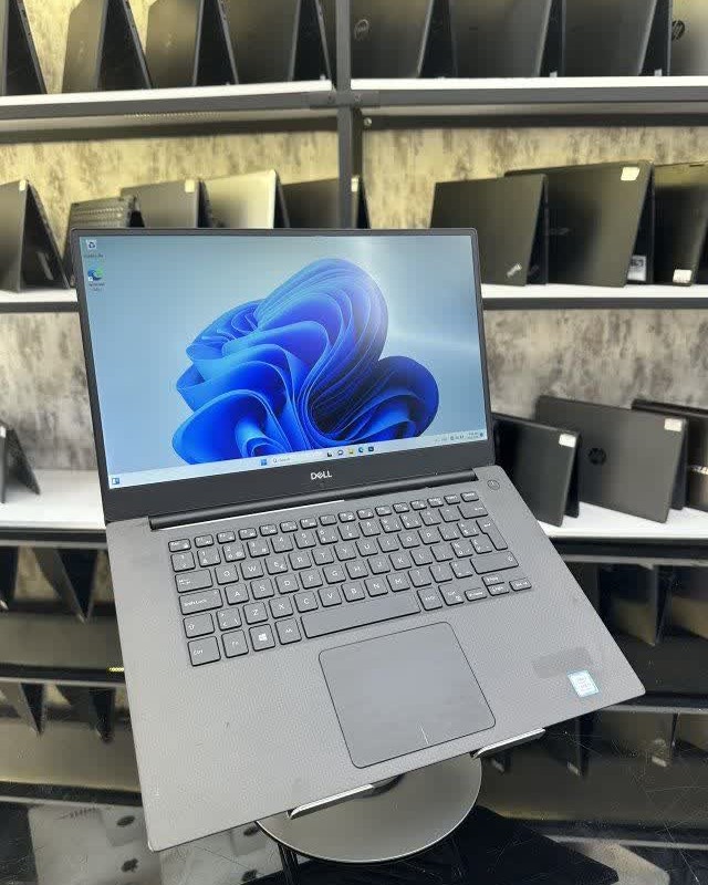 لپتاپ استوک Dell Precision 5530 (I7(8H)/16/256/4G)