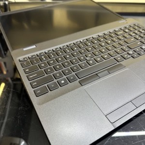 لپ تاپ Dell مدل 5500