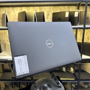لپ تاپ Dell مدل I7(9H)/8/256/4G)Precision 3541)