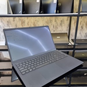 لپ تاپ استوک DELL 3520 (I5(12U)/8/256/INTEL)