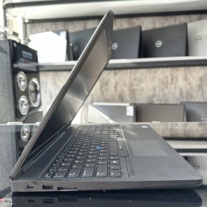 لپ تاپ Dell مدل Latitude 5590