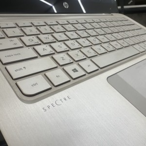 لپتاپ استوک (i5(4u)/8/256/intel) HP Specture Ultra