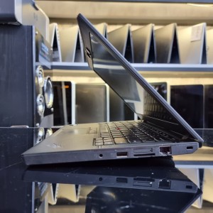 لپ تاپ استوک LENOVO X250 (CI5/5U/8/320/INTEL)