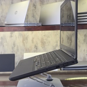 لپ تاپ Dell Latitude 5591 Core i5 8400H با گرافیک MX130