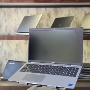 لپ تاپ استوک Dell Precision 3570