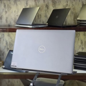 لپ تاپ استوک Dell Precision 3570