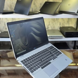 لپ تاپ استوک Dell Latitude 5511 | Core i5-10400H | RAM 8GB | SSD 256GB | 15.6 Inch