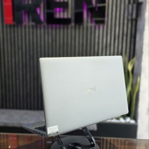 لپ تاپ استوک Dell Latitude 5520 | Core i5-1135G7 | RAM 8GB | SSD 256GB | 15.6 Inch FHD | Intel Iris Xe