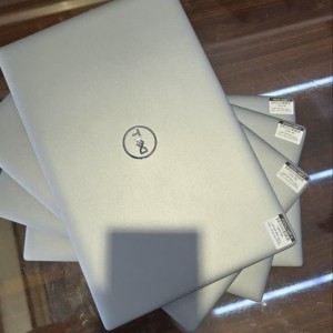 لپ تاپ استوک Dell Latitude 5520 | Core i5-1135G7 | RAM 8GB | SSD 256GB | 15.6 Inch FHD | Intel Iris Xe