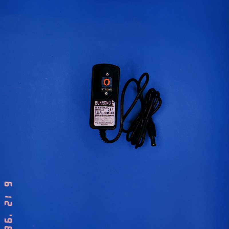 اداپتور 14 ولت 3 امپر