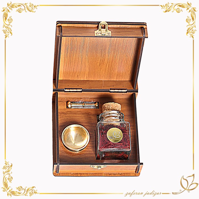 زعفران با باکس چوبی