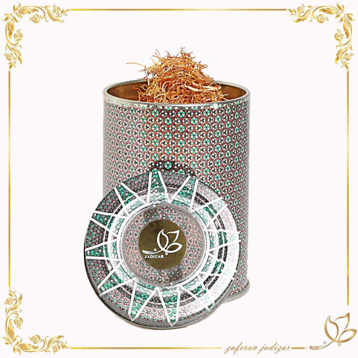 ریشه زعفران در ظرف خاتم