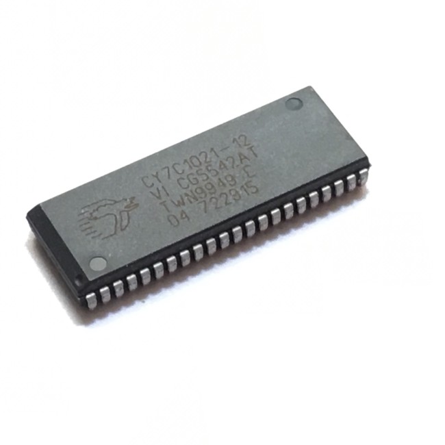 CY7C1021