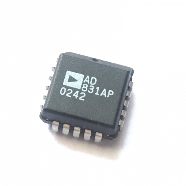 AD831AP
