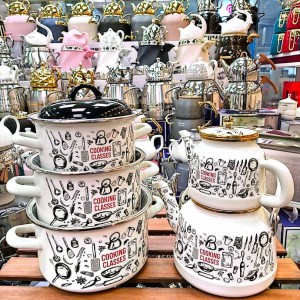 کتری قوری و قابلمه لعابی